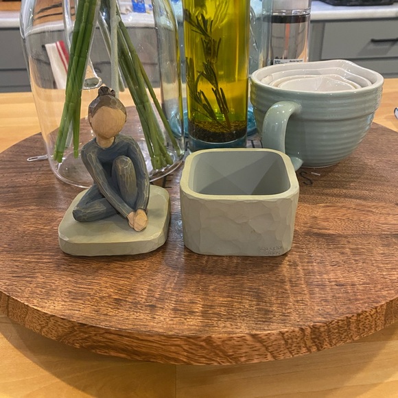 Willow tree figure - Picture 1 of 3